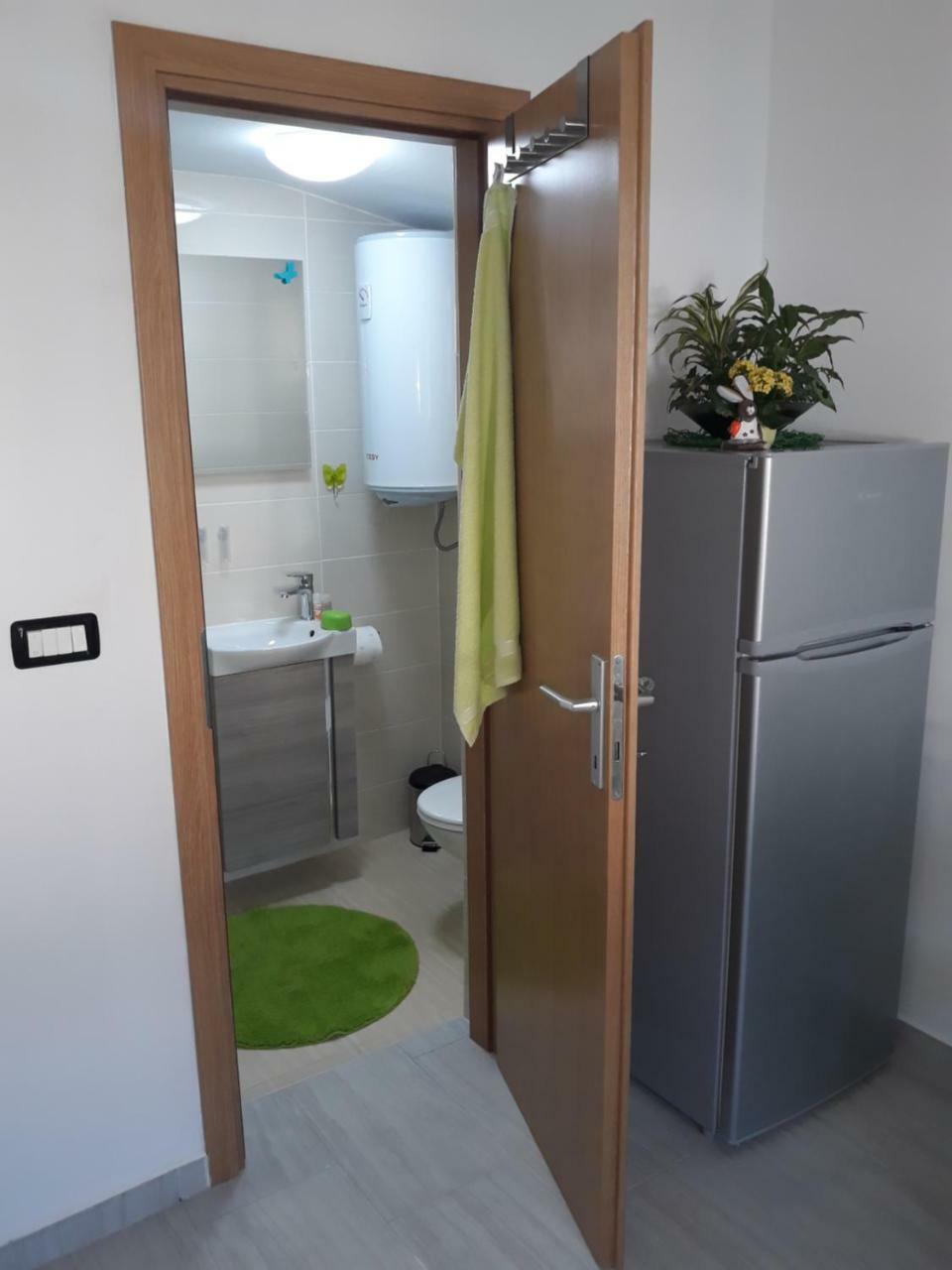 Amalia Apartment Umag Exterior photo
